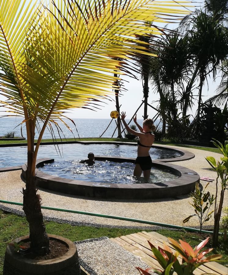 Ciliks Beach Garden Kubutambahan  Buitenkant foto
